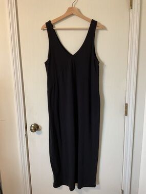 Pact Sustainable Neutral Black V-Neck 90’s Minimalist Tank Midi Dress Size L